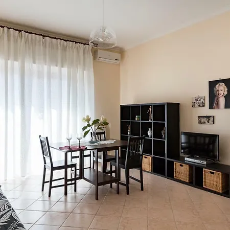 Delicious San Giovanni Lejlighed